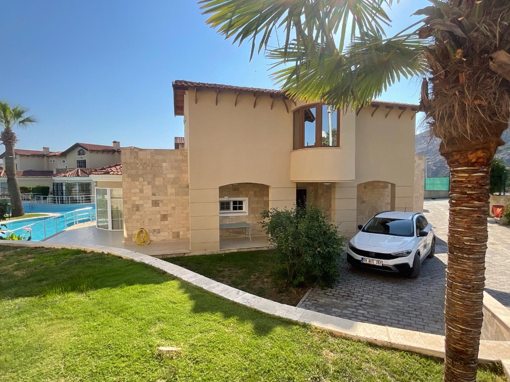 Sun City 3 Villa for Sale in Kusadasi
