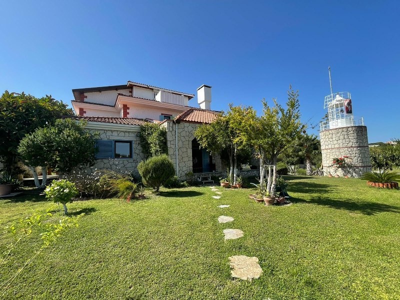 Unique Farmhouse in Cesme for Sale