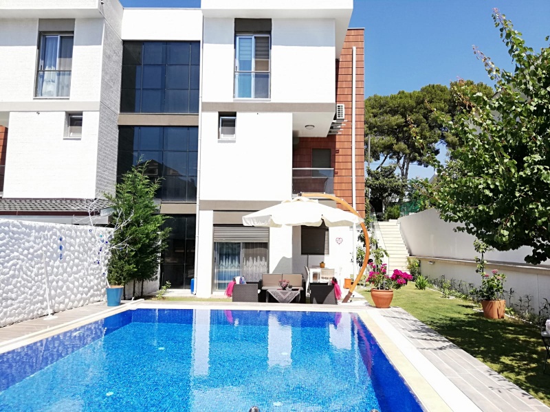 Alacati Village Villa with Pool for sale
