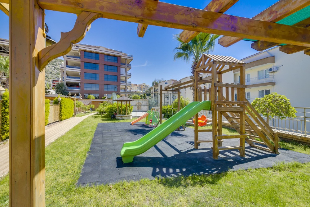 Central Residential 3- Bed Apartment in Kusadasi