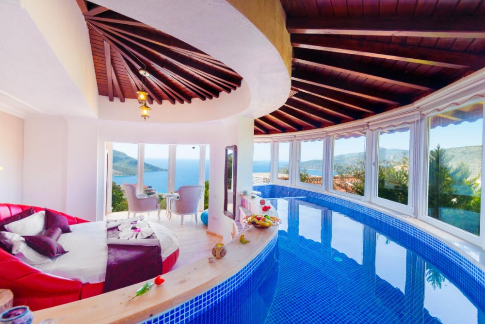 5 Bed Private Sea View Villa
