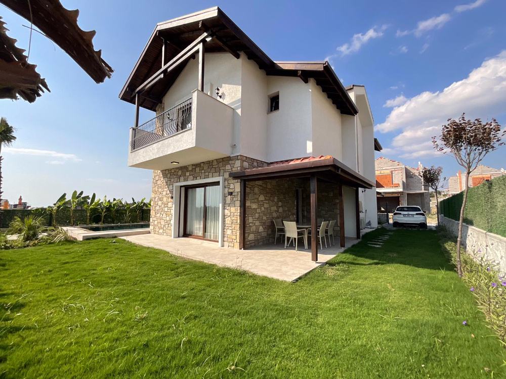 Stylish Villa for Sale in Davutlar-Kusadasi
