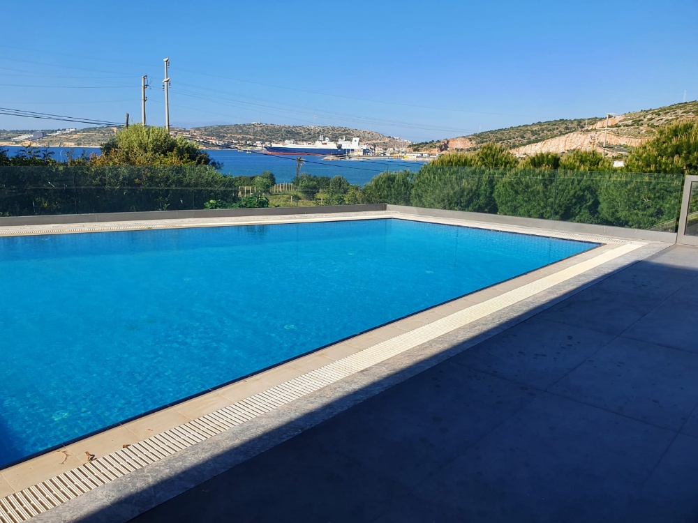 5 Bed Villa by the Sea for Sale in Cesme