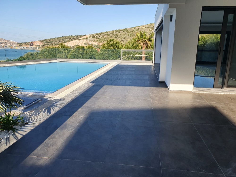 5 Bed Villa by the Sea for Sale in Cesme