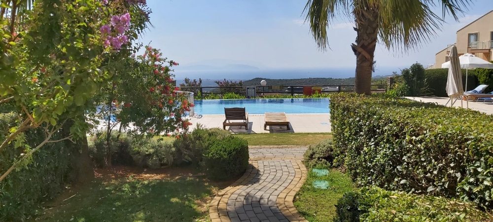 Fully Furnished Sea View Golf Villa in Kusadasi
