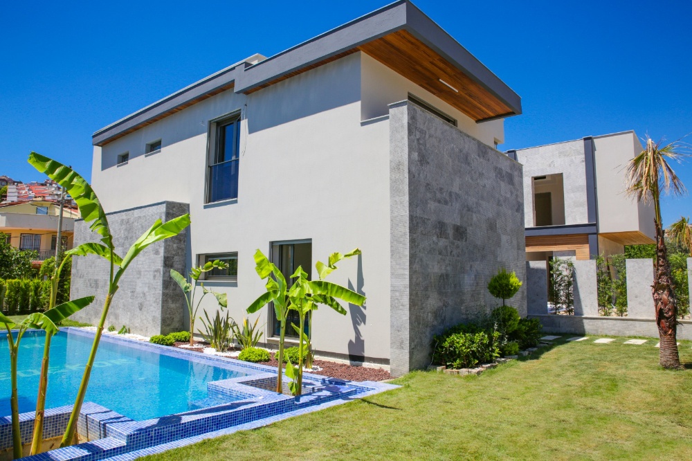 Ladies Beach Villa for Sale in Kusadasi